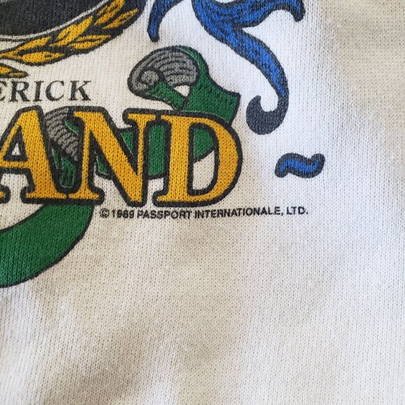 Vintage 1989 Hurleys Ireland Sweatshirt Fine Ales & Whiskies Graphic Unisex L - Picture 5 of 8